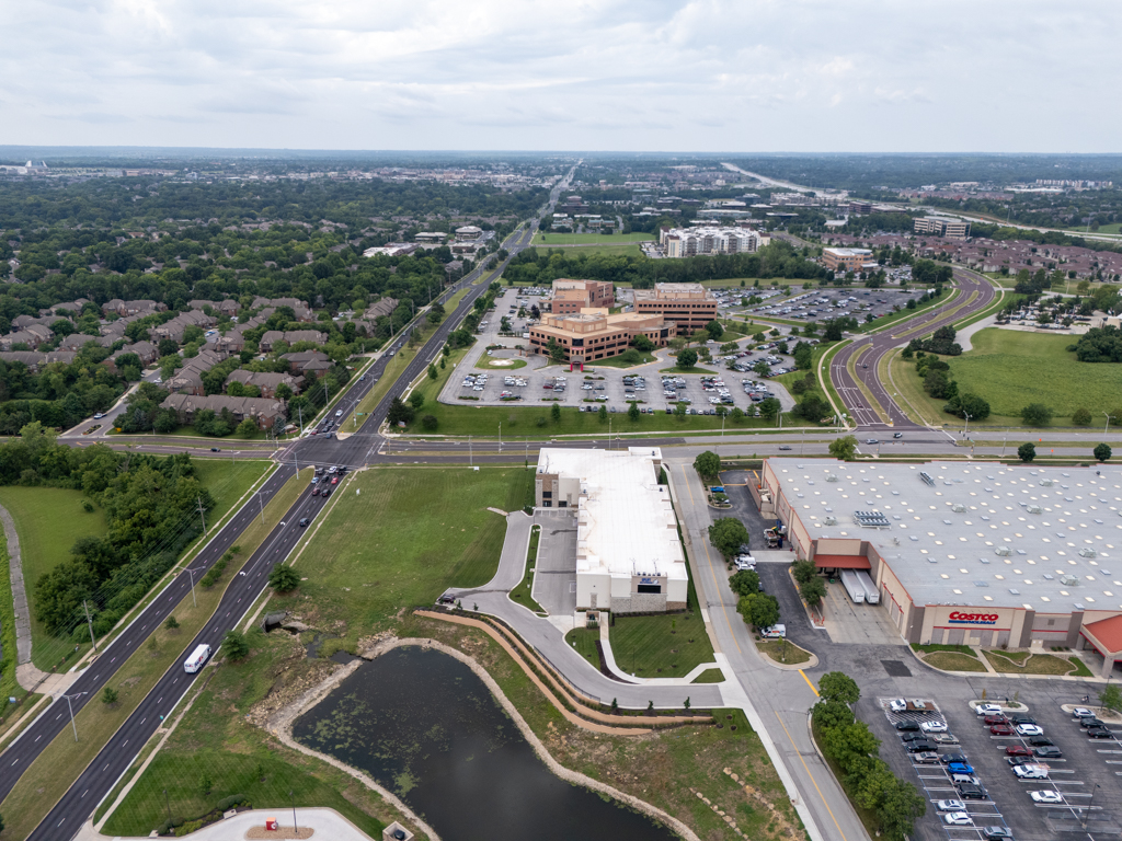 Commercial aerial exterior