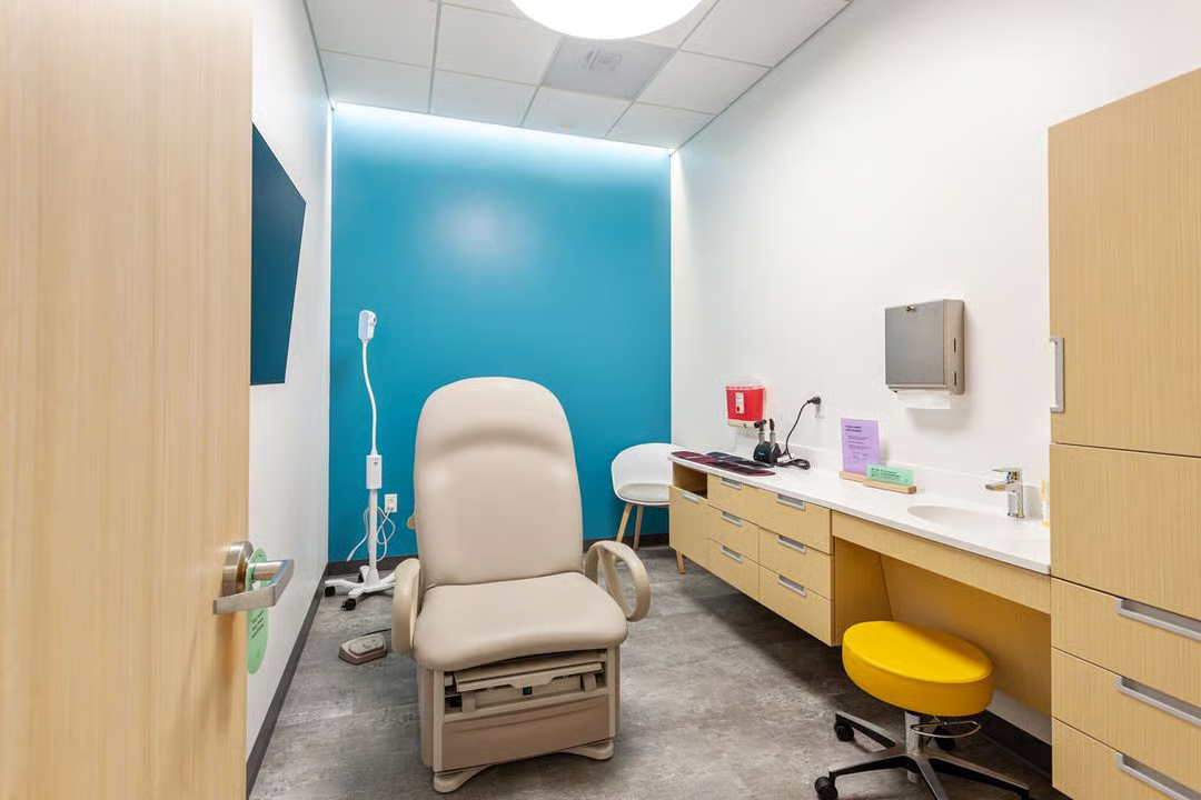 Commercial interior photography of Carbon Health urgent care in Overland Park, KS, by KC Media Team